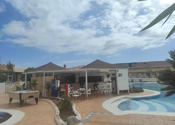 Marina Palace Paraiso * 아데제