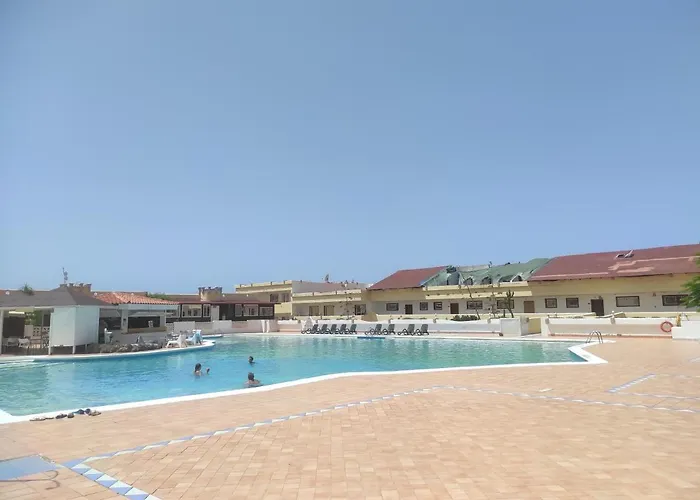 Marina Palace Paraiso 아파트 아데제