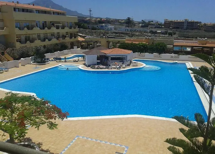 Marina Palace Paraiso * 아데제